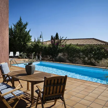 Eleni Willa Trapezaki (Kefalonia)
